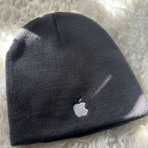 *RARE* Apple Logo branded beanie NEW
